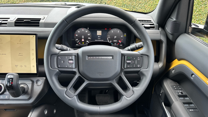 Land Rover Defender 3.0 D350 Trophy Edition Deep Sandglow 110 5dr Auto Diesel Estate - Image 15